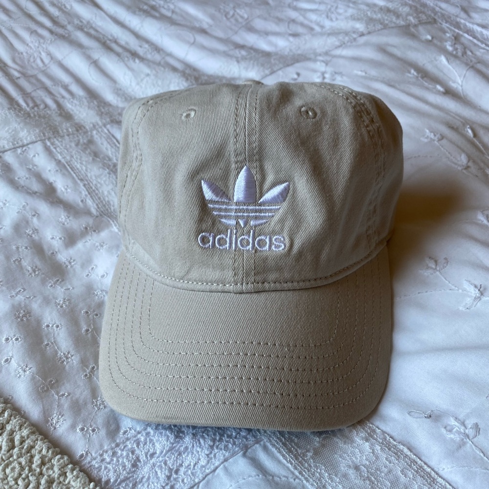 ADIDAS BASEBALL CAP - BEIGE
